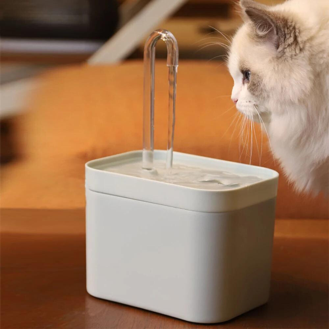 Smart Pet Water Fountain – 1.5L Capacity