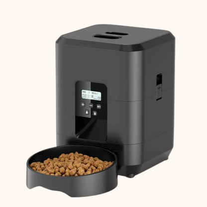 Smart Pet Feeder – 2L Capacity